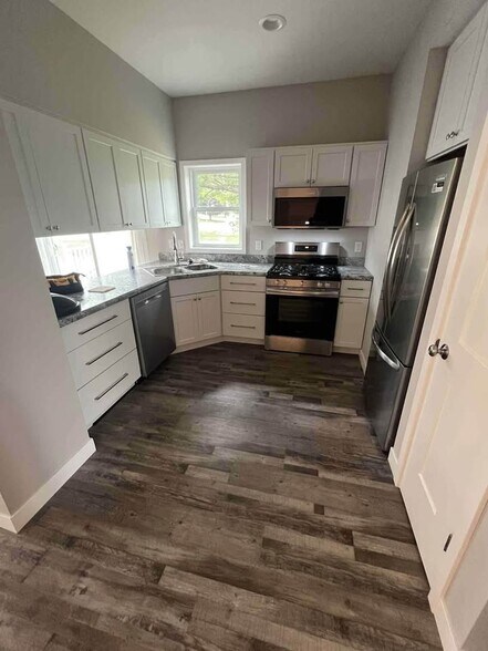 Kitchen - 210 Jefferson St