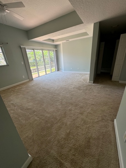 Building Photo - 524 7th Square SW