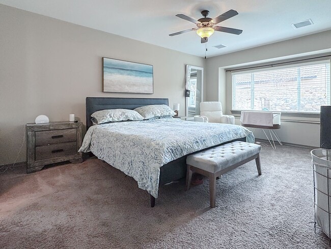 Building Photo - East El Paso 4 bed Refrig A/C Home!