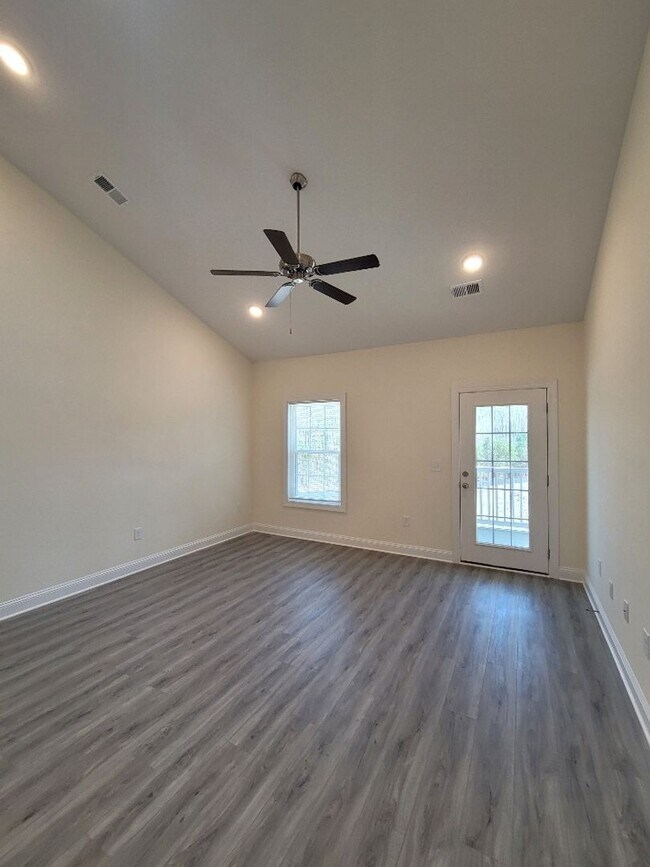 Building Photo - Long Term Rental in Cypress Grove - Murrells Inlet, SC