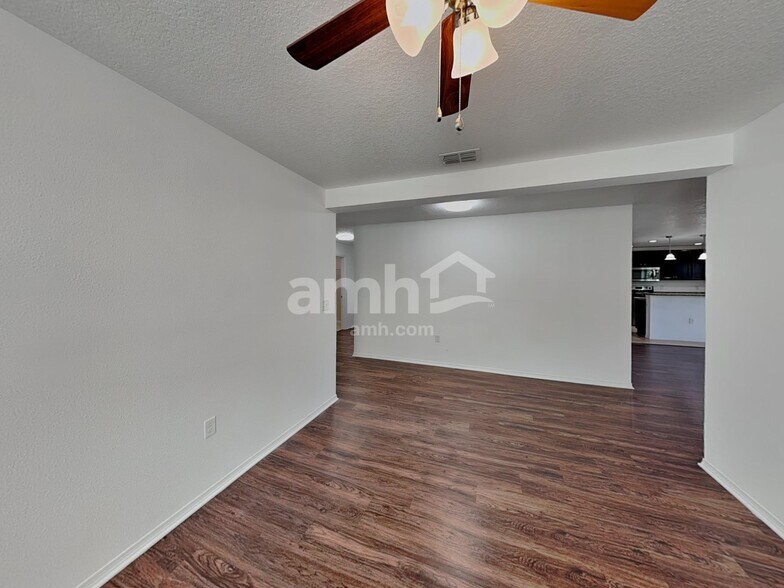 Building Photo - 10920 Pond Pine Dr