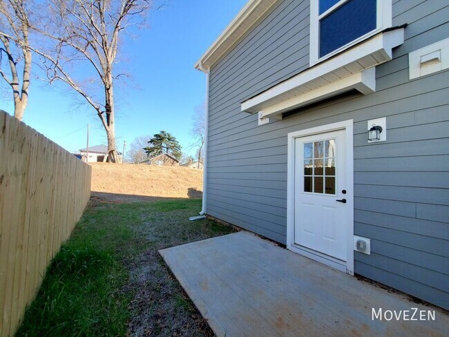 Building Photo - 14 Catawba Ave