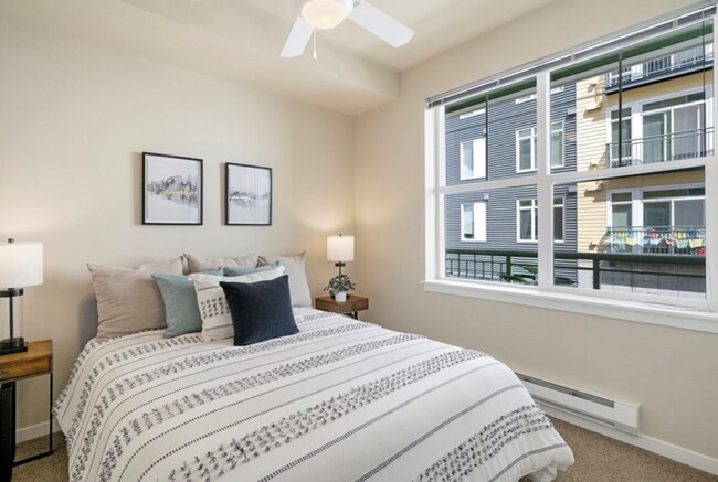 Building Photo - 16141 Cleveland St