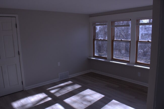 Building Photo - 13070 New Halls Ferry Road