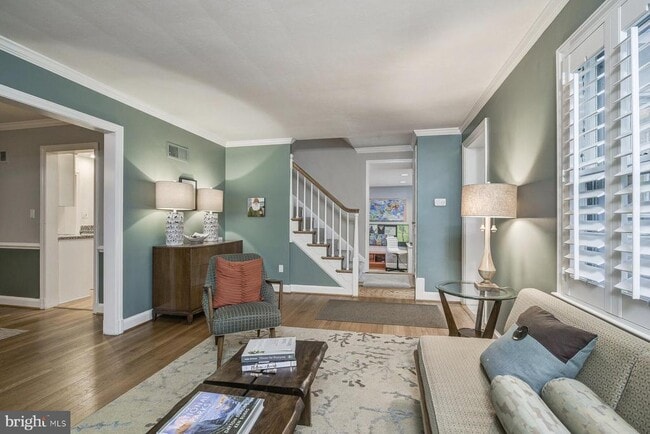 Building Photo - 6007 Welborn Dr