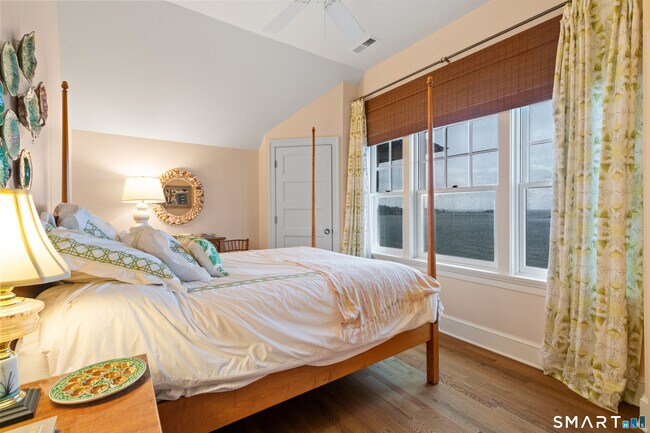 Building Photo - 27 Prospect Hill Rd