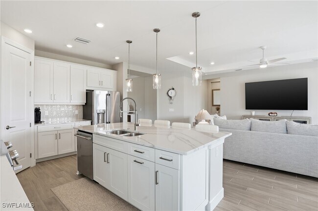 Building Photo - 11964 Molto Dr