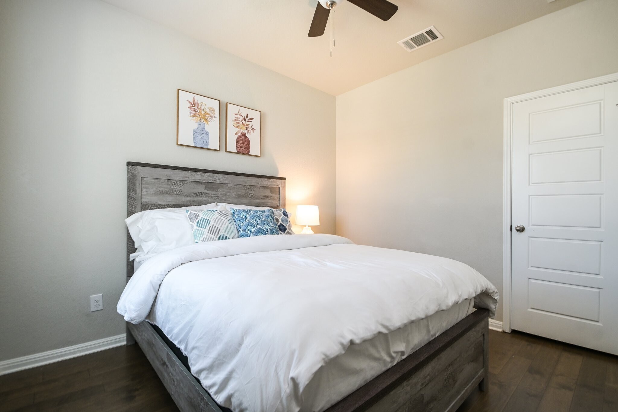 Building Photo - 2411 Verona Wy