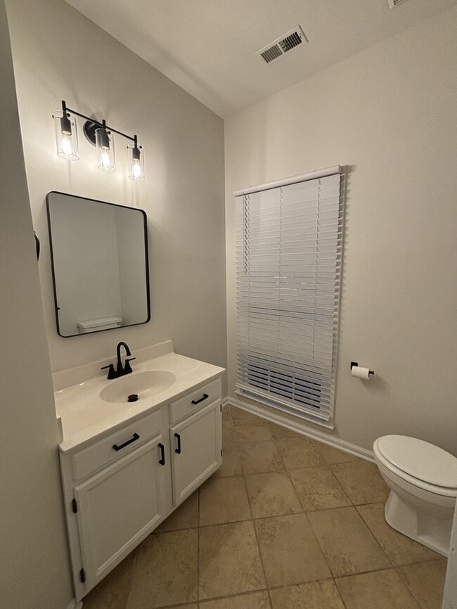 Building Photo - NEW TO MARKET: Cameron Woods Community!