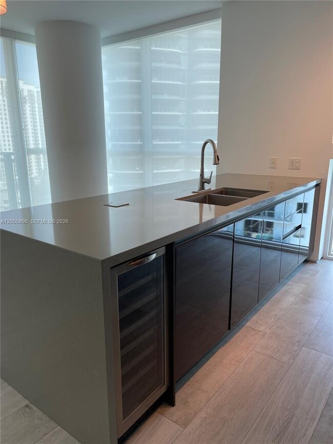 Building Photo - 1080 Brickell Ave