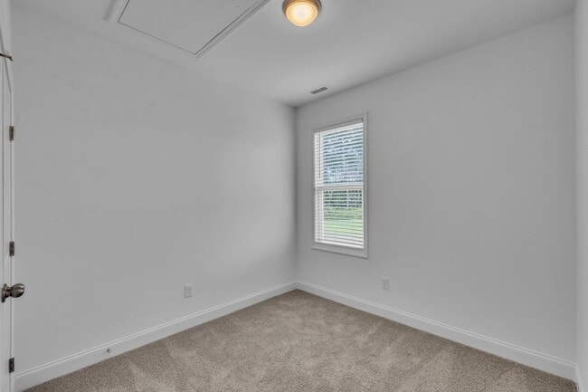 Building Photo - **Beautiful New Construction Home in Zebulon**