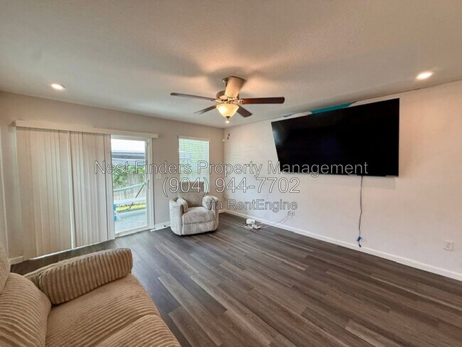 Building Photo - 4220 Matador Dr