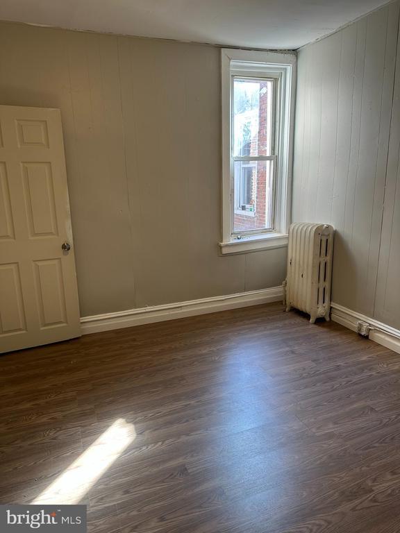 Building Photo - 1192 Yorkship Square