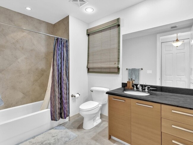 Building Photo - 4444 El Mar Dr