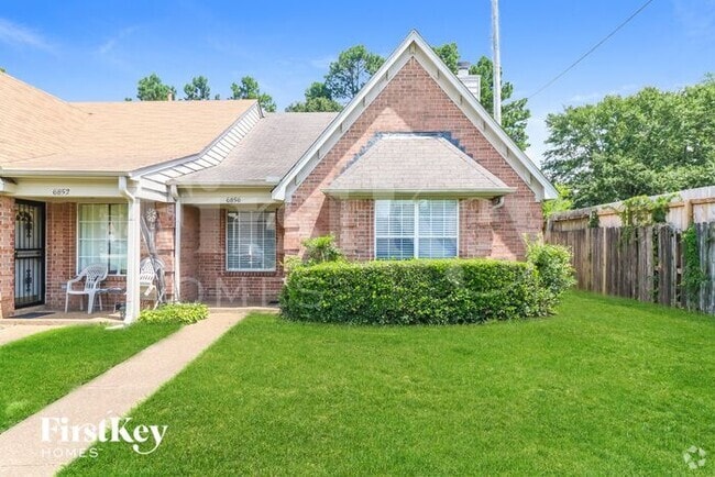 Building Photo - 6856 Meadow Chase Ln