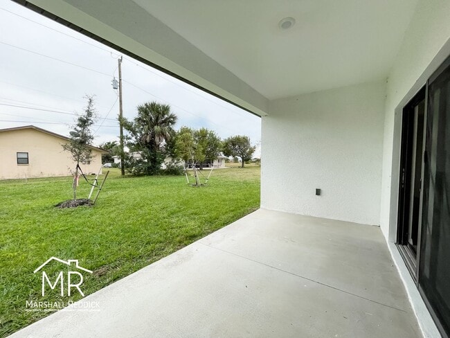 Building Photo - Spacious 3-Bedroom, 2-Bathroom 1 Car Garage