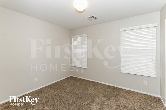 Building Photo - 6467 Kellyville Dr