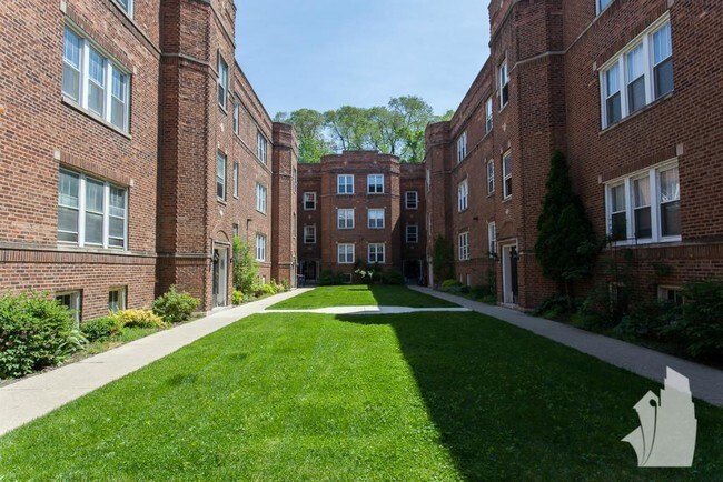 Building Photo - 3529 N Broadway