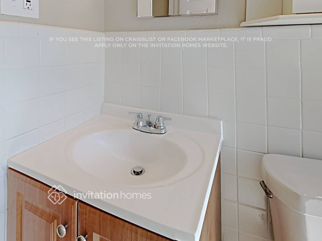 Building Photo - 2209 Curtis Dr S