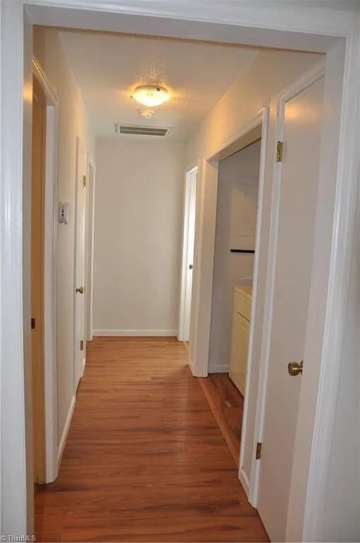 Building Photo - 1504 Aspen Way