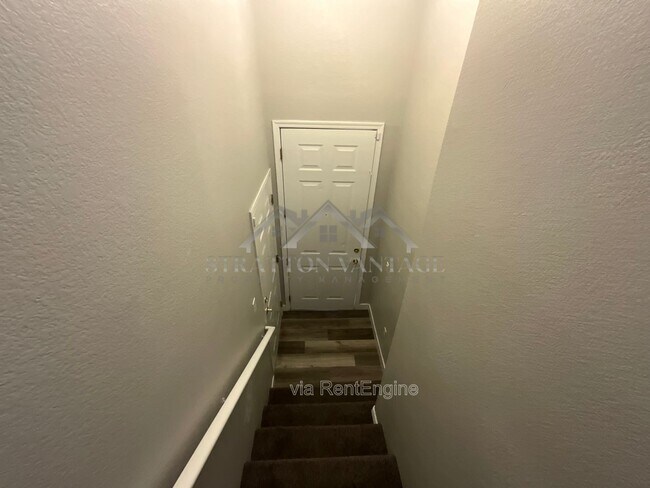 Building Photo - 1445 E Broadway Rd