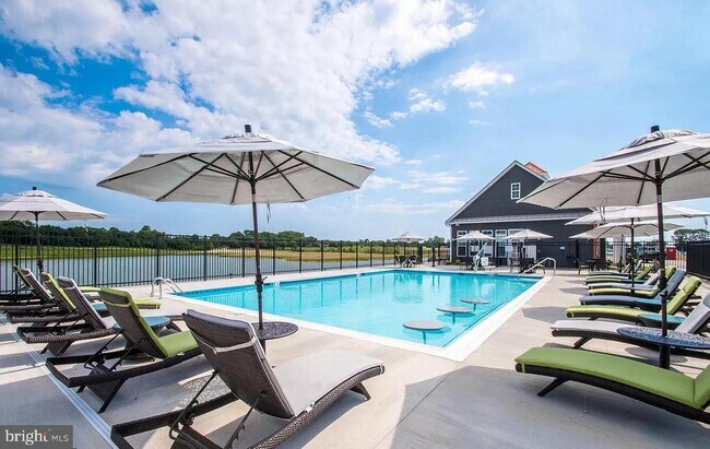 Building Photo - 24160 Port Ln