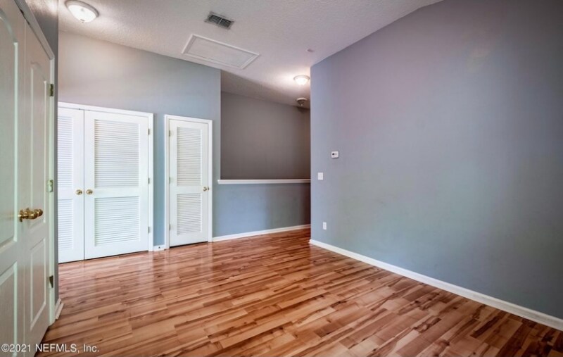 Building Photo - 12228 Black Walnut Ct