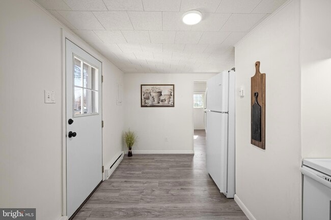 Building Photo - 75 S Washington Dr