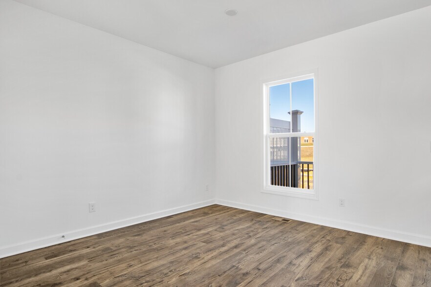Building Photo - 3034 Deptford St