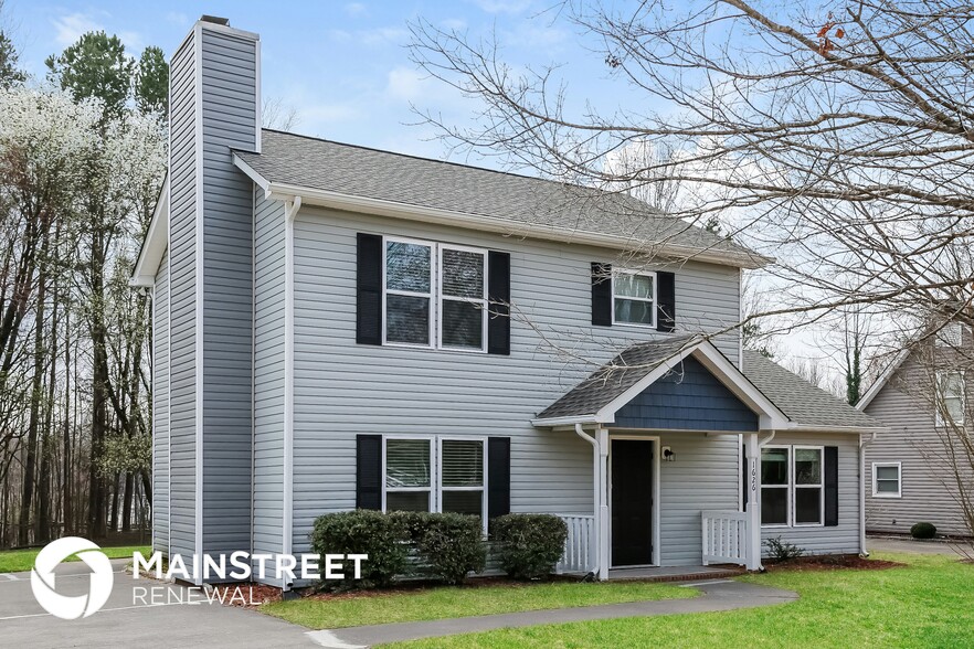 Building Photo - 1626 Bridgton Rd