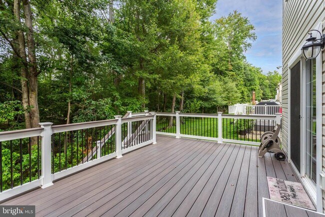 Building Photo - 6935 Heritage Crossing