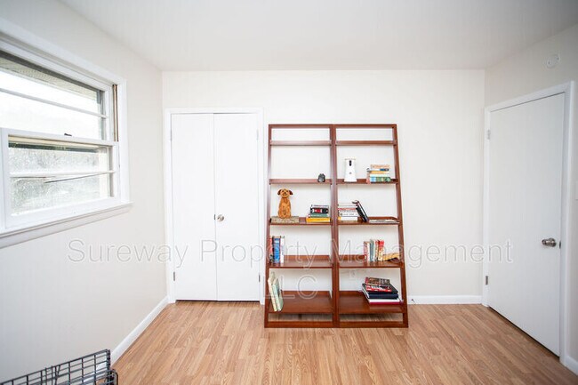 Building Photo - 522 Jersey Ave