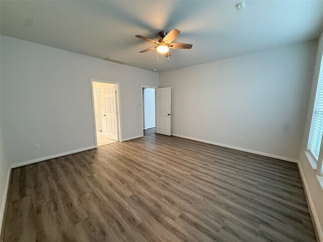 Building Photo - 7506 Stone Arbor Ln