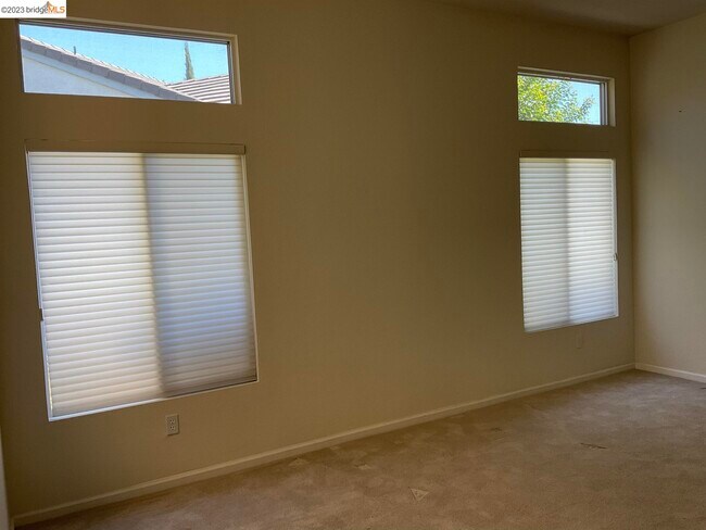 Building Photo - 276 Black Amber Way