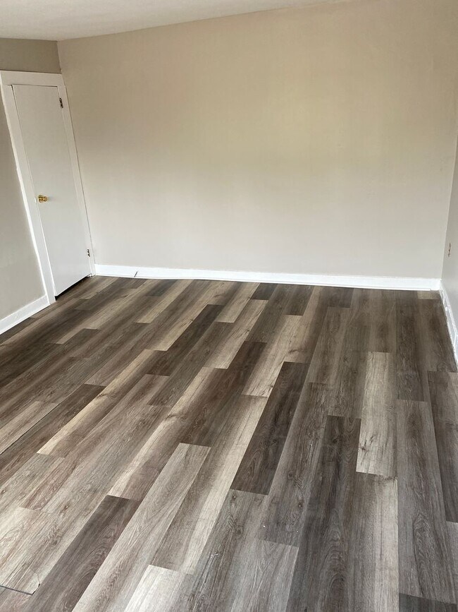 Building Photo - 2133-2135 Jackson St