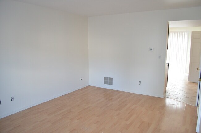 Building Photo - 1227 Marywood Ct