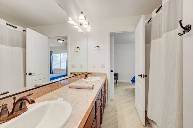 Building Photo - FANTASTIC FULLY UPGRADED FURNISHED RENTAL LOCATED IN THE SOUTHWEST!!!