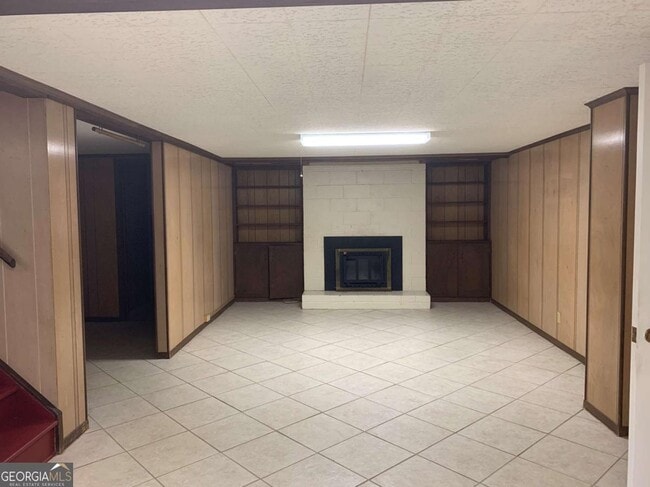 Building Photo - 3543 Simpson Farm Dr SE