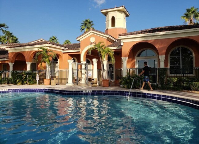 Building Photo - 4404 SW 160th Ave