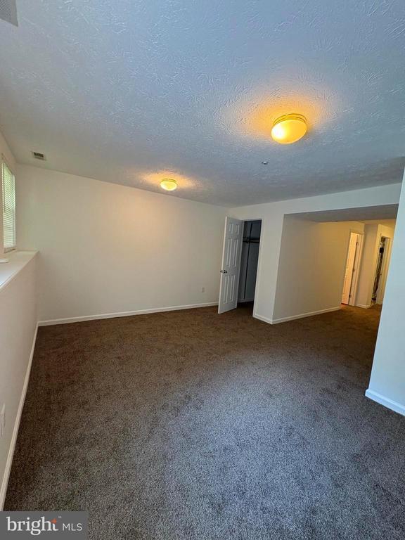 Building Photo - 8316 Widgeon Pl