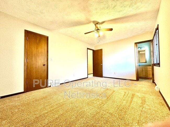 Building Photo - 13007 S 35th St