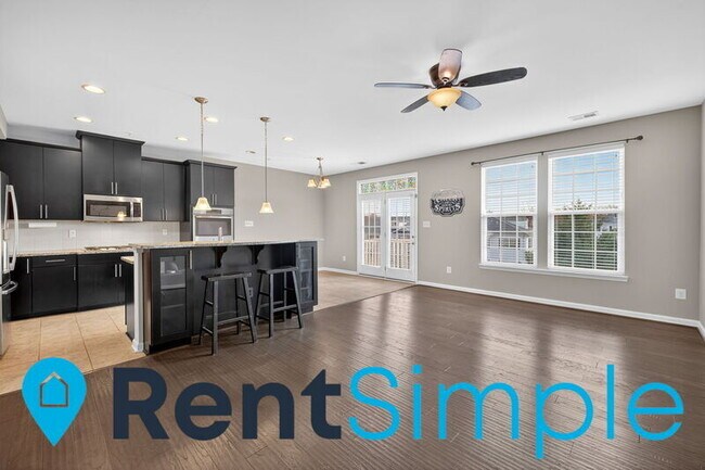 Building Photo - 7485 Brunson Cir