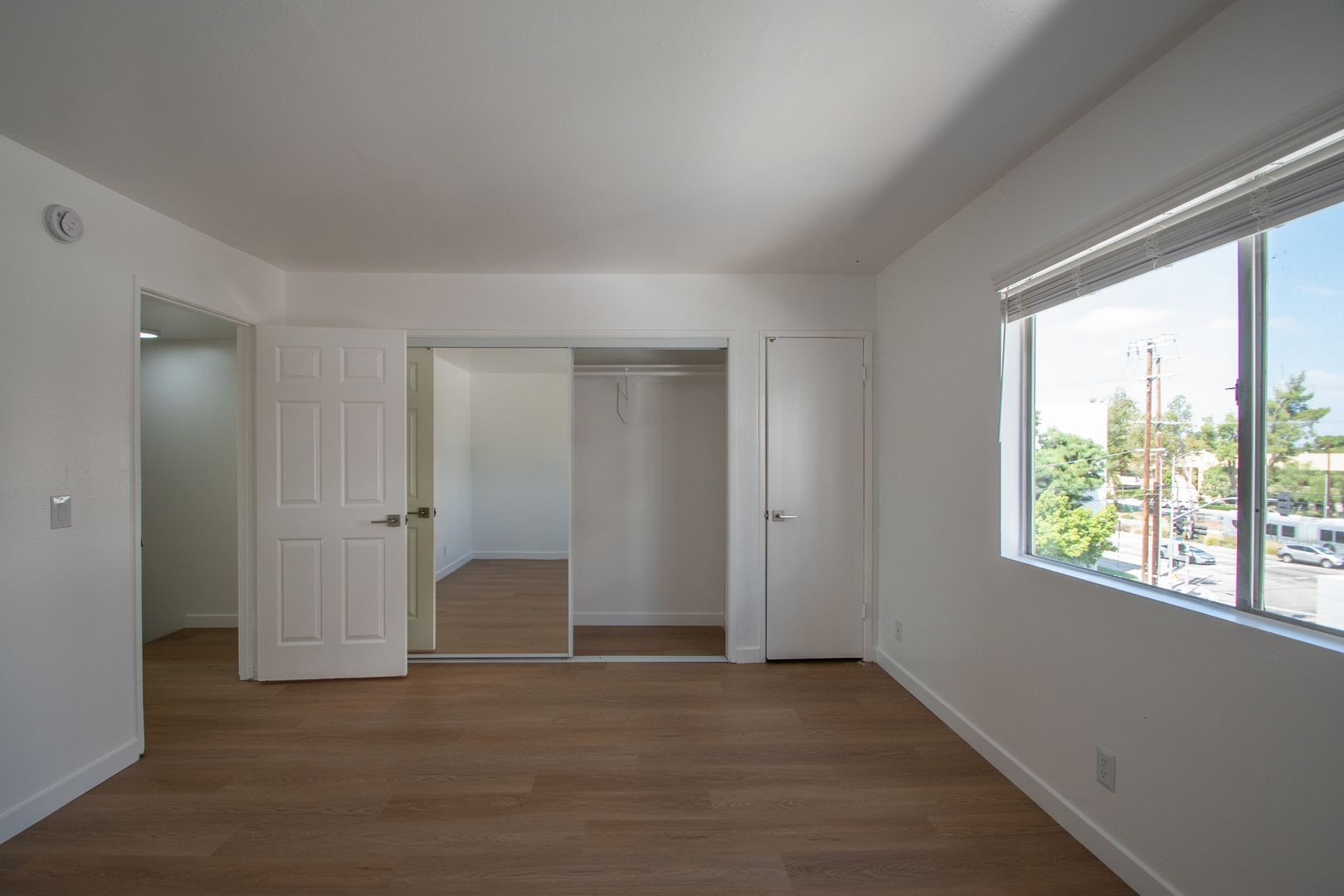 Building Photo - 5340 Whitsett Ave