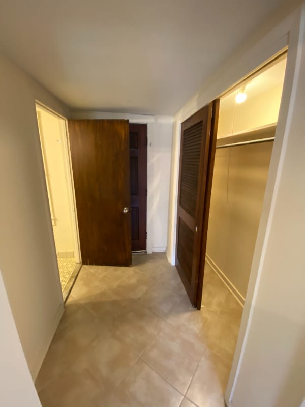 Building Photo - 1028 Fourth St