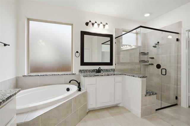 Building Photo - 2604 Dylan Ln