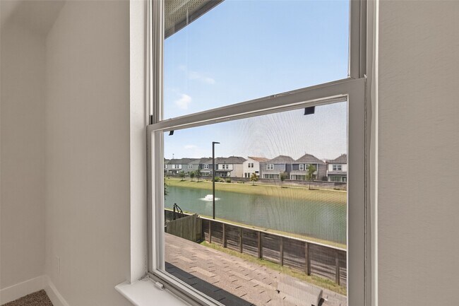 Building Photo - 13412 Sun Cay Drive