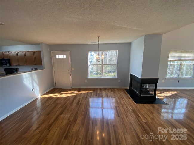 Building Photo - 9325 Timothy Ct