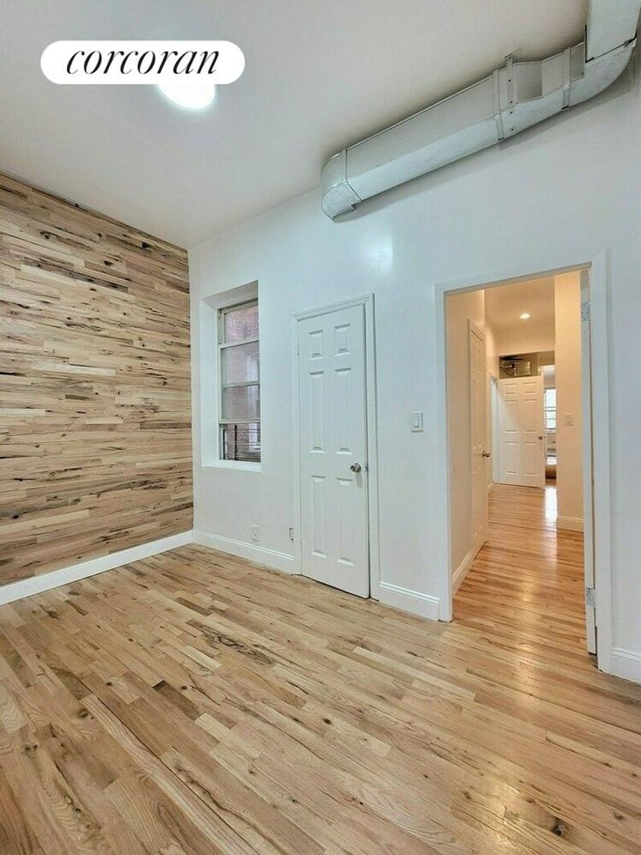 Building Photo - 656 MacDonough St