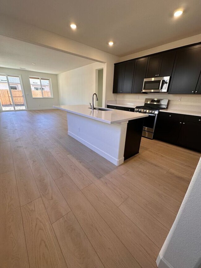 Building Photo - Newly Constructed West Carson Valley Home