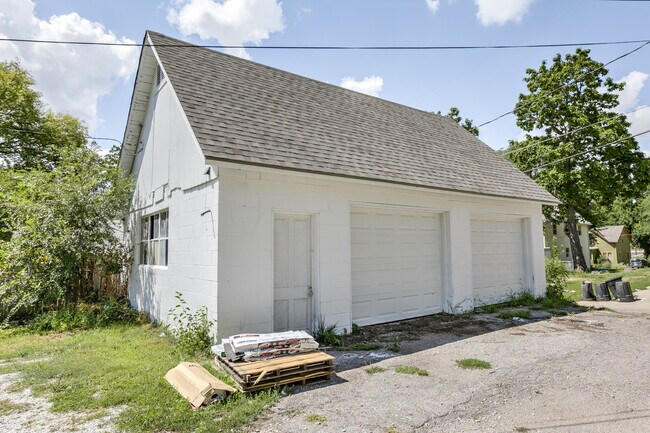 Building Photo - 4156 Cuming St